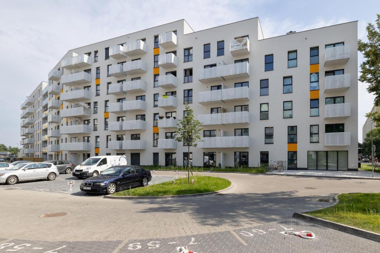 Comfy Apartment Pachonskiego With Parking In Krakow By Noclegi Renters 外观 照片